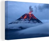Canvas Schilderij Lava uitbarsting in de schemering - 60x40 cm - Wanddecoratie