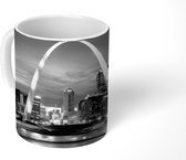 Mok - De Amerikaanse stad St. Louis bij zonsondergang - zwart wit - 350 ML - Beker