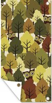 Tuinposter Een illustratie van een herfstachtig bos met uilen - 40x80 cm - Wanddecoratie Buiten - Tuinposter - Tuindoek - Schuttingposter - Tuinschilderij