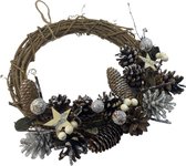 Rattan kerstkrans - Witte bes | ø 30 cm | Natuurlijke kerst decoratie | Kerstkrans riet | Krans met witte bessen en dennenappels | Wit