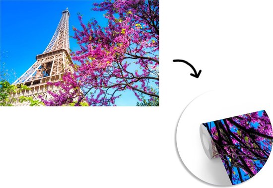 Papier peint photo en vinyle - La Tour Eiffel avec un arbre rose unique qui donne à l'image un effet coloré largeur 390 cm x hauteur 260 cm - Tirage photo sur papier peint (disponible en 7 tailles)
