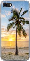 Geschikt voor iPhone 8 hoesje - Strand - Palmboom - Zonsondergang - Siliconen Telefoonhoesje