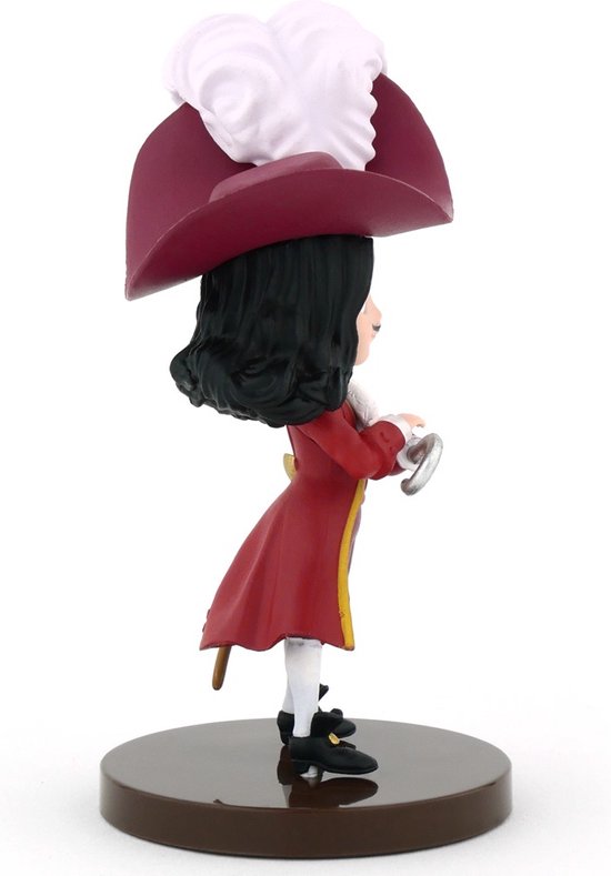 Disney Mirrorverse Action Figure Captain Hook 18 cm