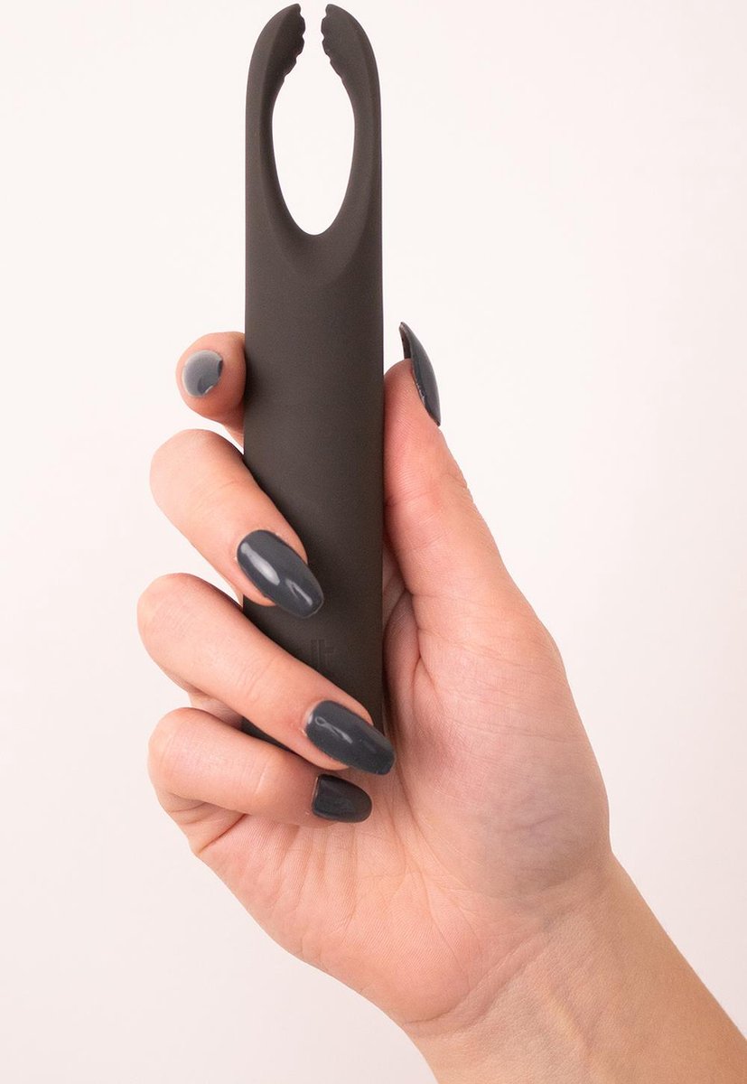 Goedkoopste Vibrator Travel Massager Nude Ace Dream Toys Zwart