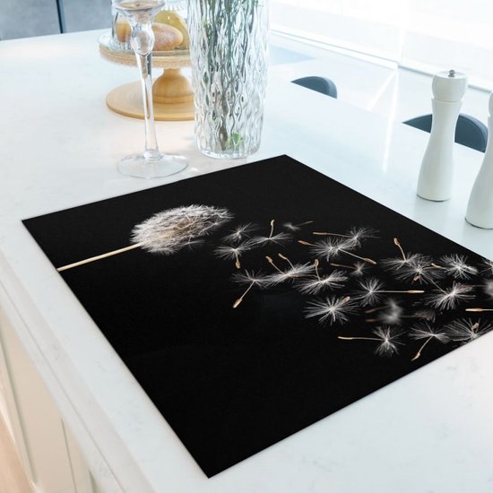 Inductiebeschermer paardenbloem zwart met wit | 76 x 51.5 cm | Keukendecoratie | Bescherm mat | Inductie afdekplaat