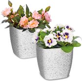 LIVIVO bloem- en plantenpot met streep ontwerp voor binnen of buiten, duurzaam 12cm diameter plastic met golfontwerp Kleur: wit