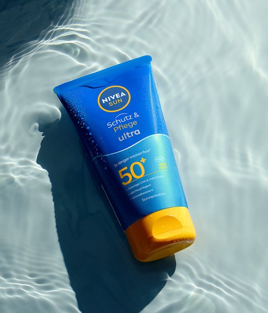 NIVEA SUN Protect & Hydrate Ultra Zonnebrand Crème - SPF 50+ - Zeer waterproof - Zonnecrème - Met Vitamine E - 150 ml